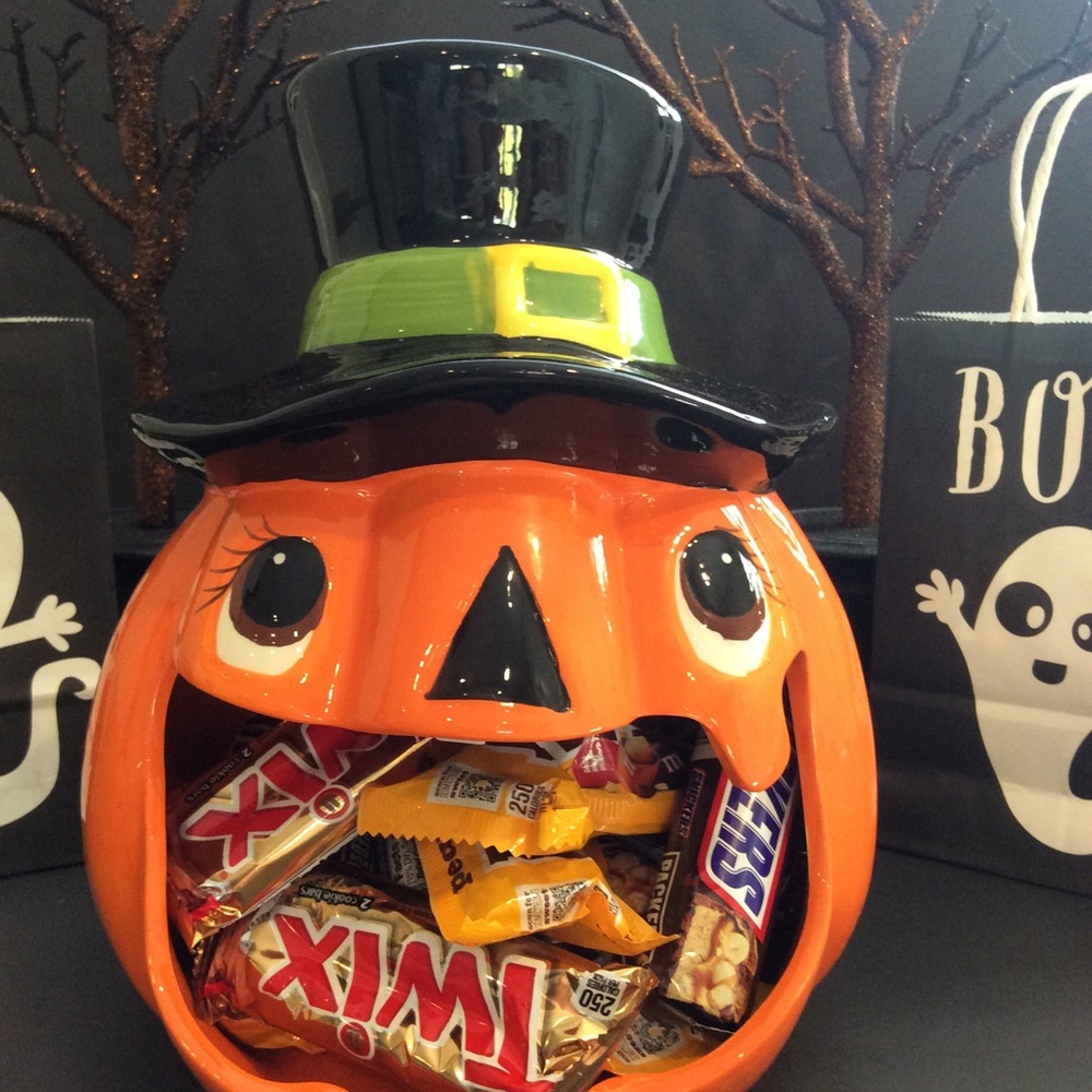 New Vary Fun Halloween 🎃 Pumpkin Candy Dish - Picture 9 of 9